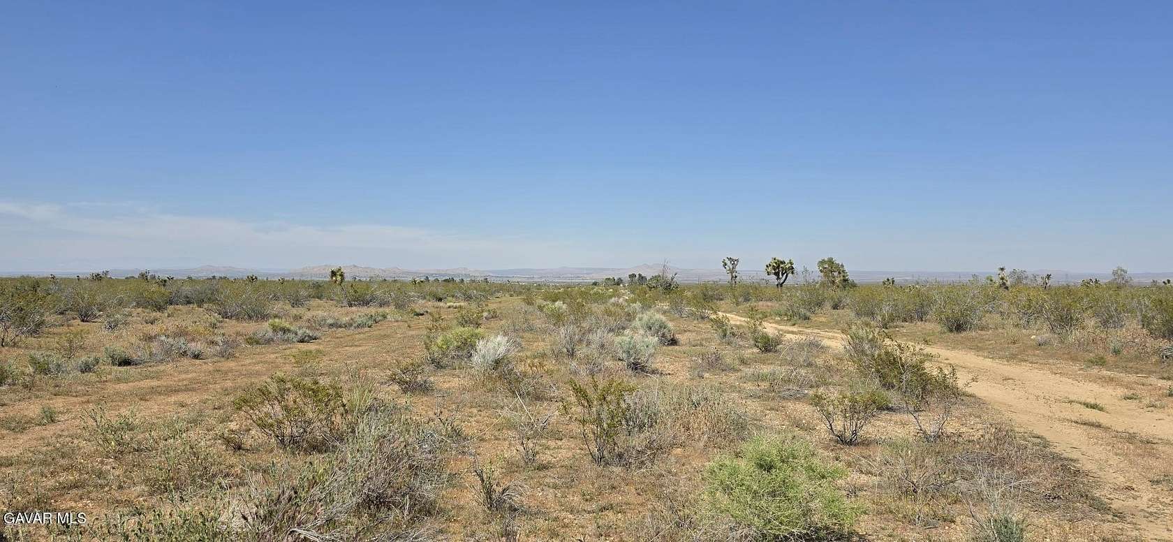 2.5 Acres of Mixed-Use Land for Sale in Llano, California