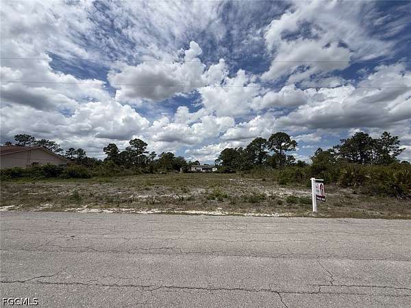 0.5 Acres of Residential Land for Sale in Lehigh Acres, Florida