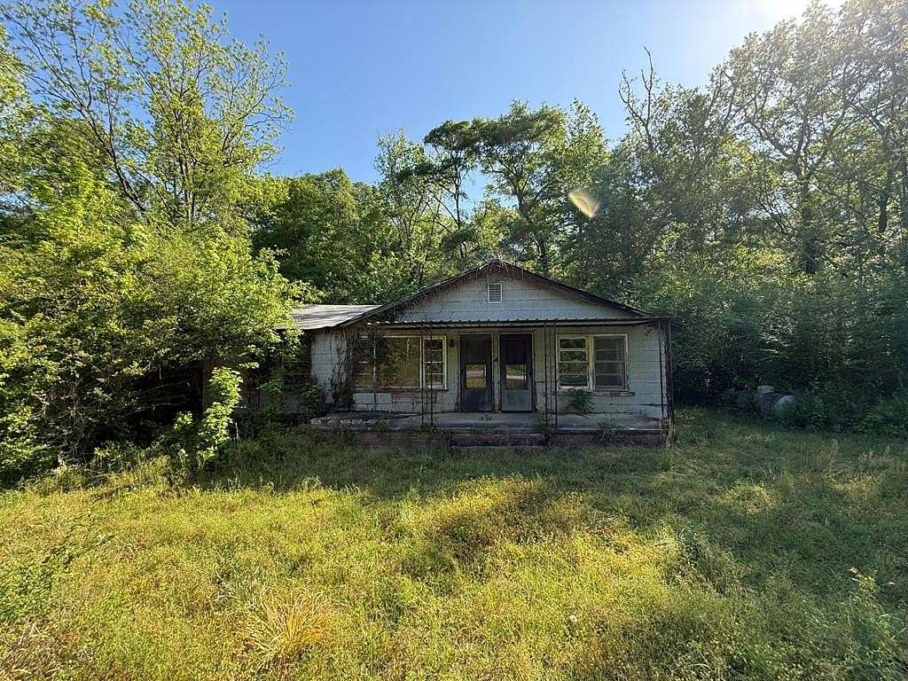 9.3 Acres of Land with Home for Sale in Cusseta, Georgia