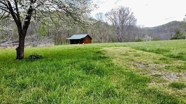 100 Acres of Land for Sale in Orlando, West Virginia