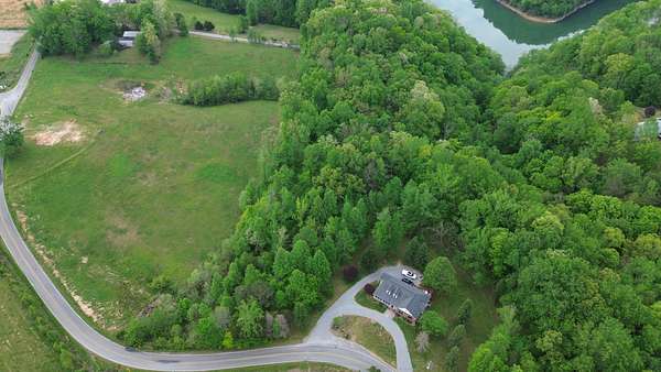 2 Acres of Residential Land for Sale in Smithville, Tennessee