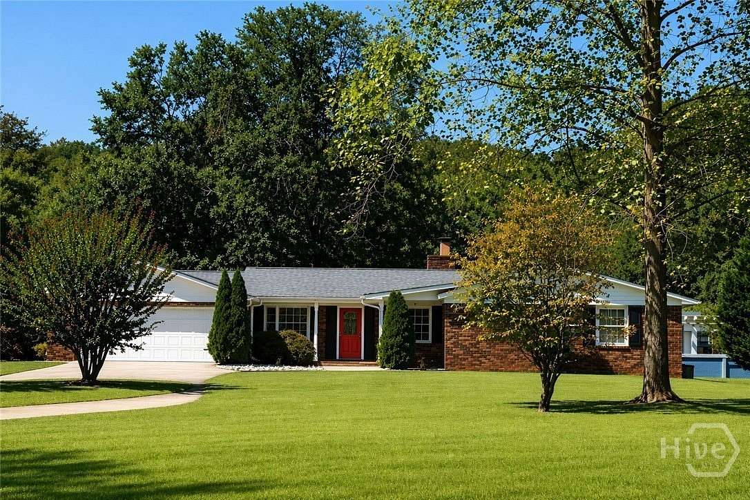 9 Acres of Land with Home for Sale in Bishop, Georgia