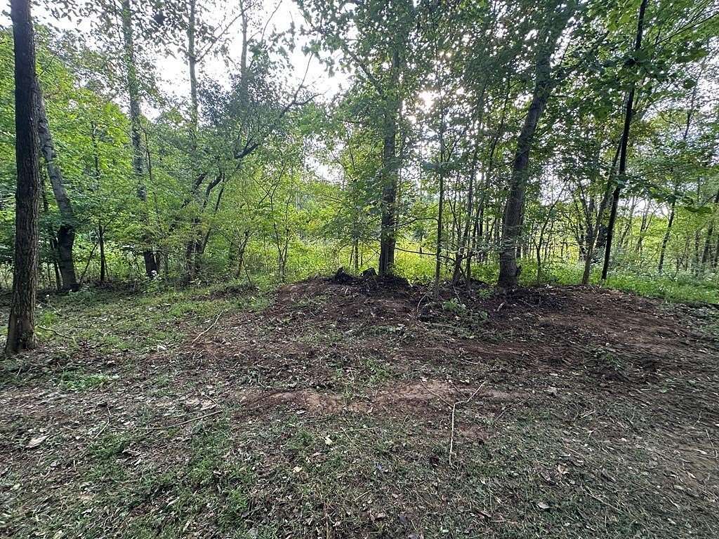 12.4 Acres of Recreational Land for Sale in Hilham, Tennessee