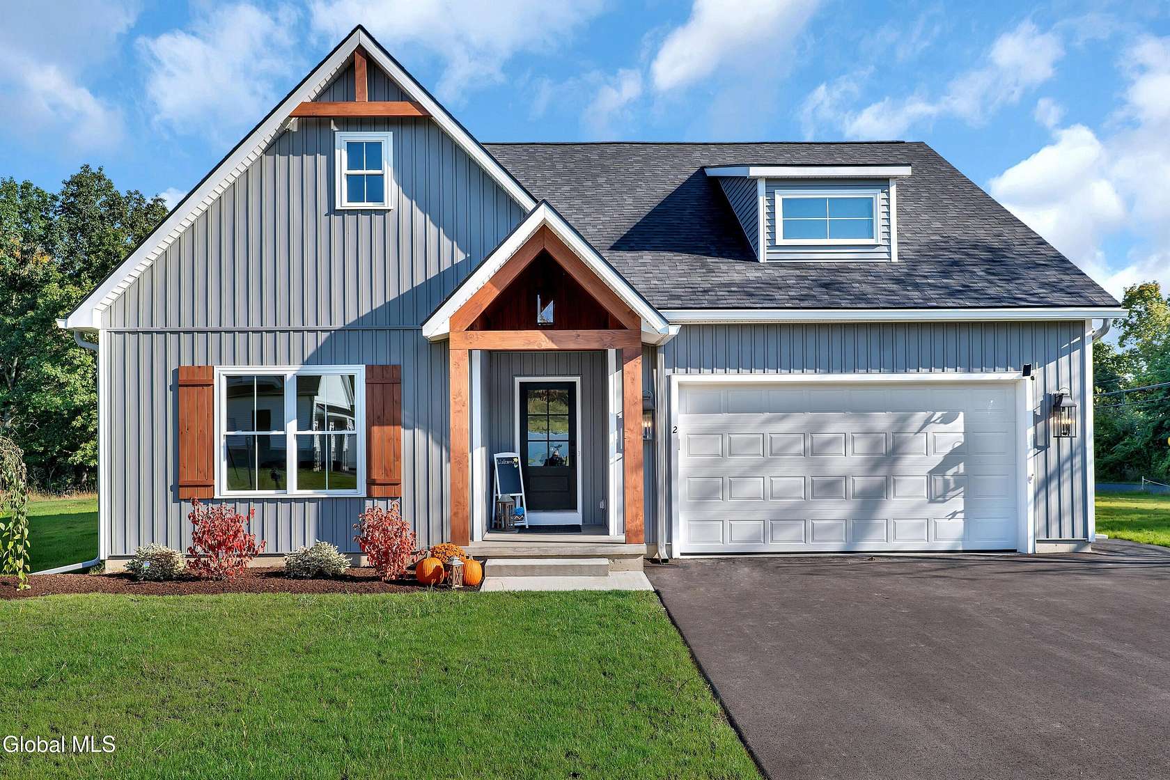 1.5 Acres of Land with Home for Sale in Schodack Town, New York