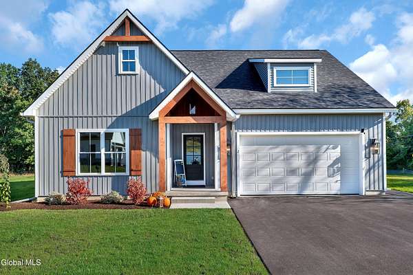 1.5 Acres of Land with Home for Sale in Schodack Town, New York