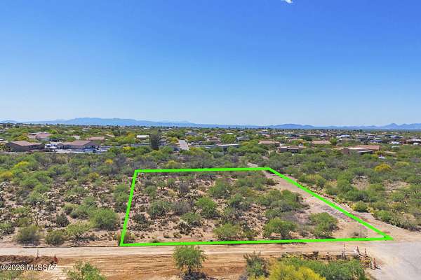 0.94 Acres of Land for Sale in Vail, Arizona