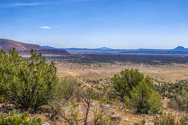 2.17 Acres of Residential Land for Sale in Seligman, Arizona