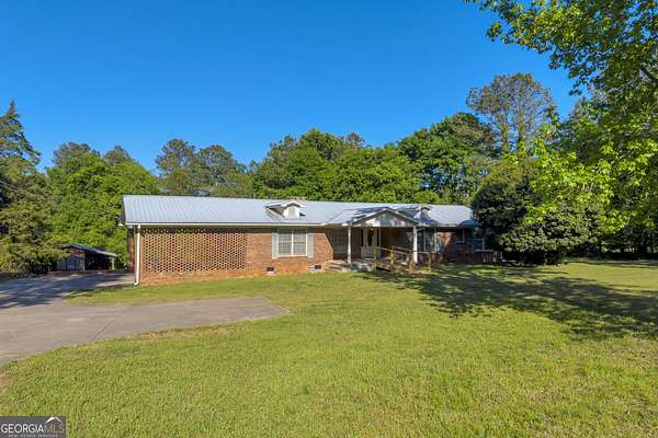 21 Acres of Recreational Land with Home for Sale in Elberton, Georgia