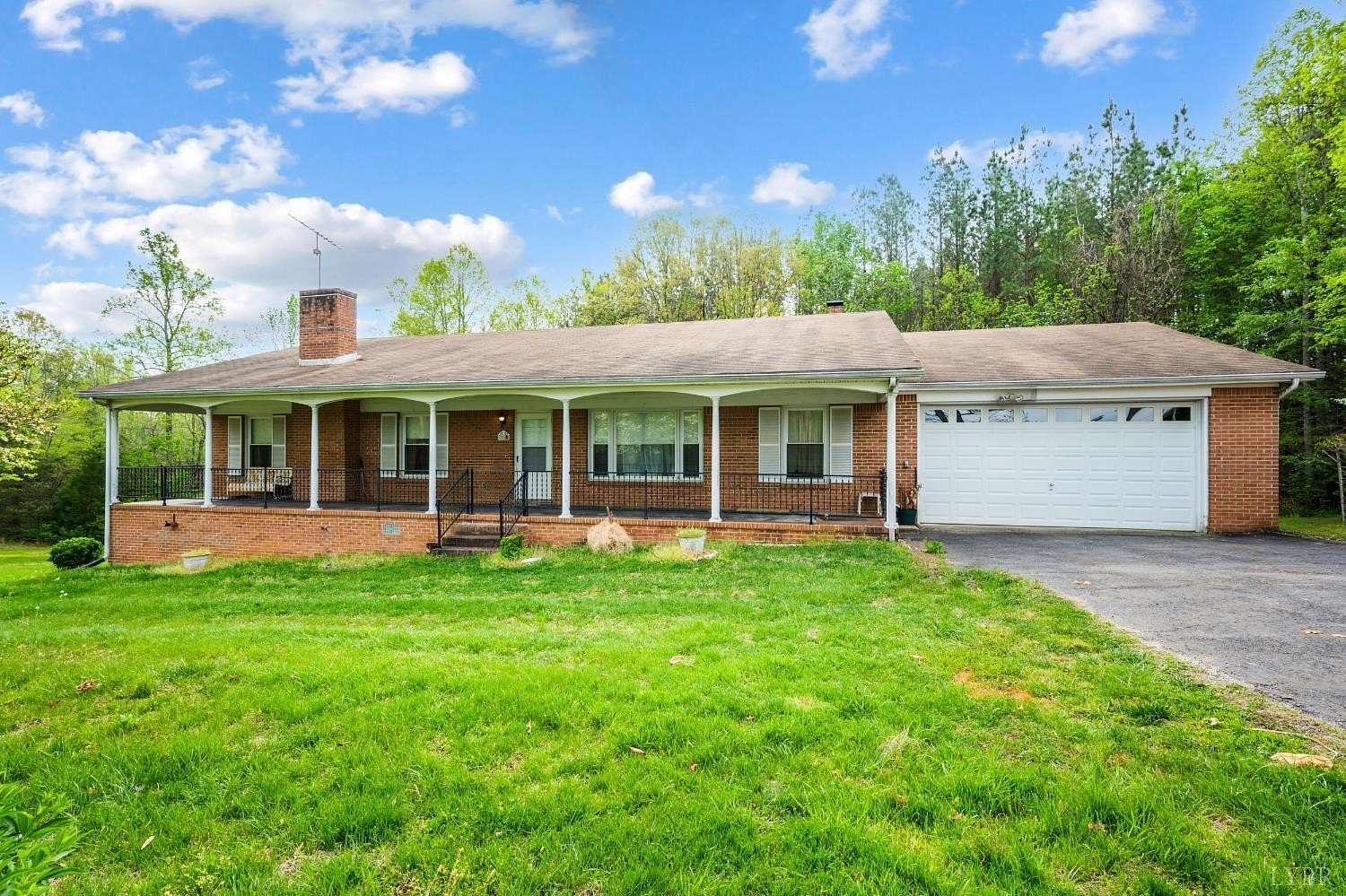 3.16 Acres of Land with Home for Sale in Charlotte Court House, Virginia