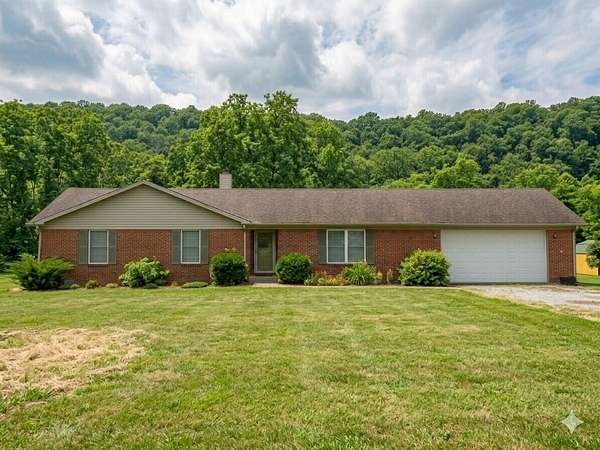1.67 Acres of Land with Home for Sale in Frankfort, Kentucky