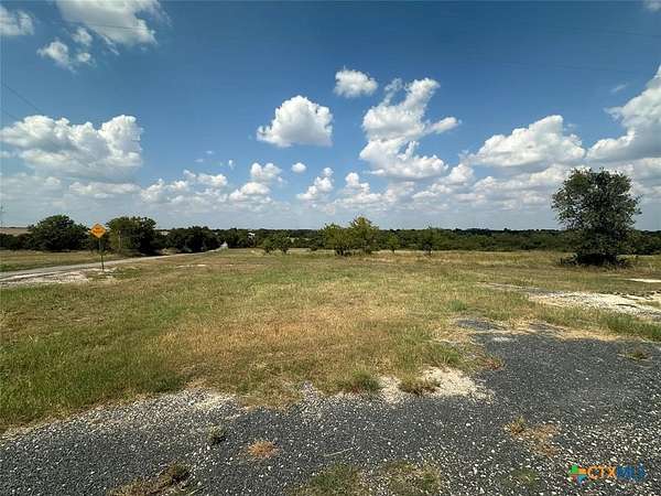 5.27 Acres of Residential Land for Sale in Granger, Texas
