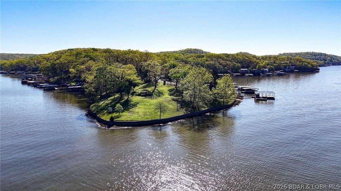 0.84 Acres of Residential Land for Sale in Sunrise Beach, Missouri