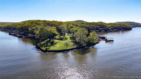 0.84 Acres of Residential Land for Sale in Sunrise Beach, Missouri