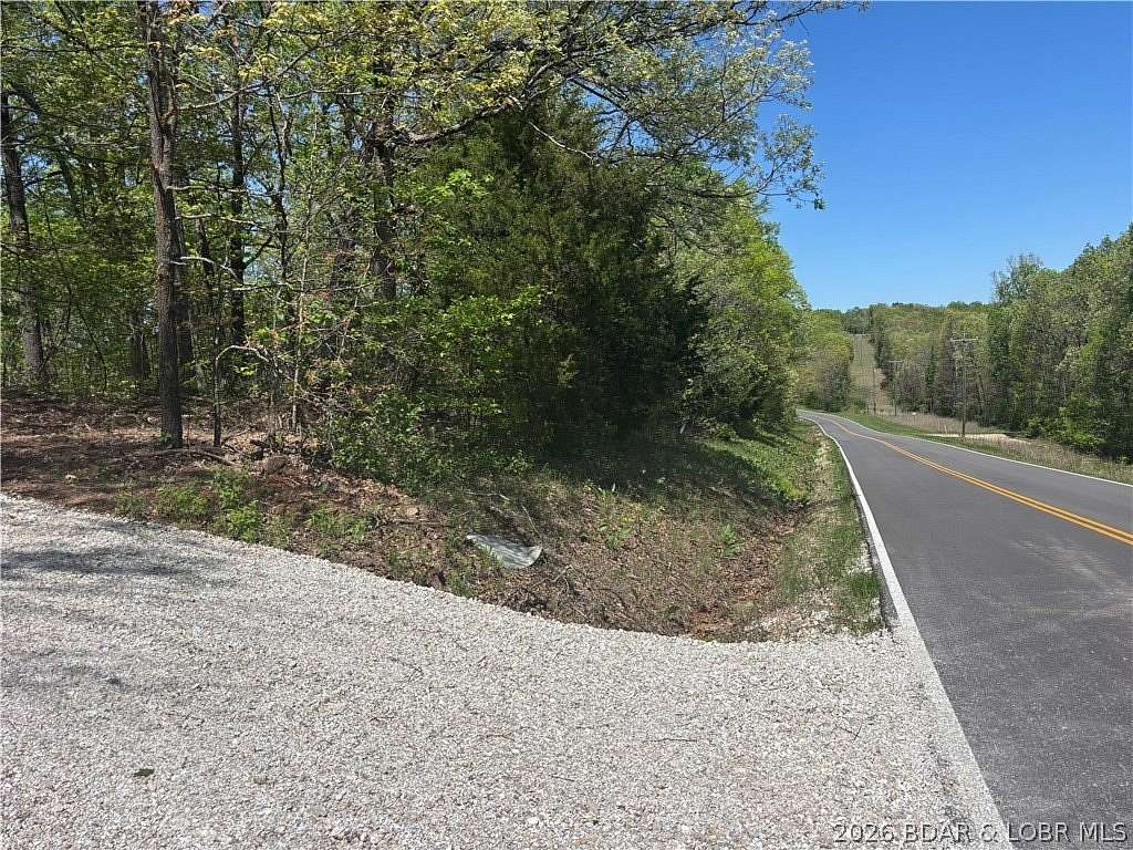 5 Acres of Land for Sale in Stover, Missouri