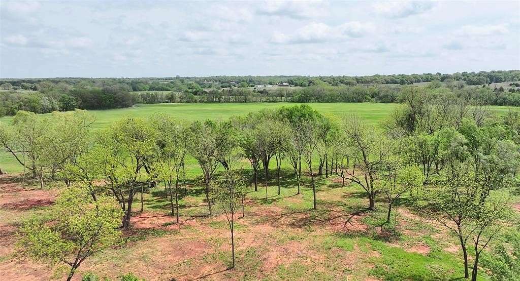 5.3 Acres of Residential Land for Sale in Luther, Oklahoma