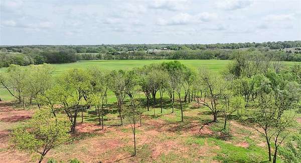 5.3 Acres of Residential Land for Sale in Luther, Oklahoma