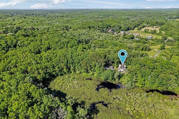 9.5 Acres of Land with Home for Sale in Rehoboth, Massachusetts