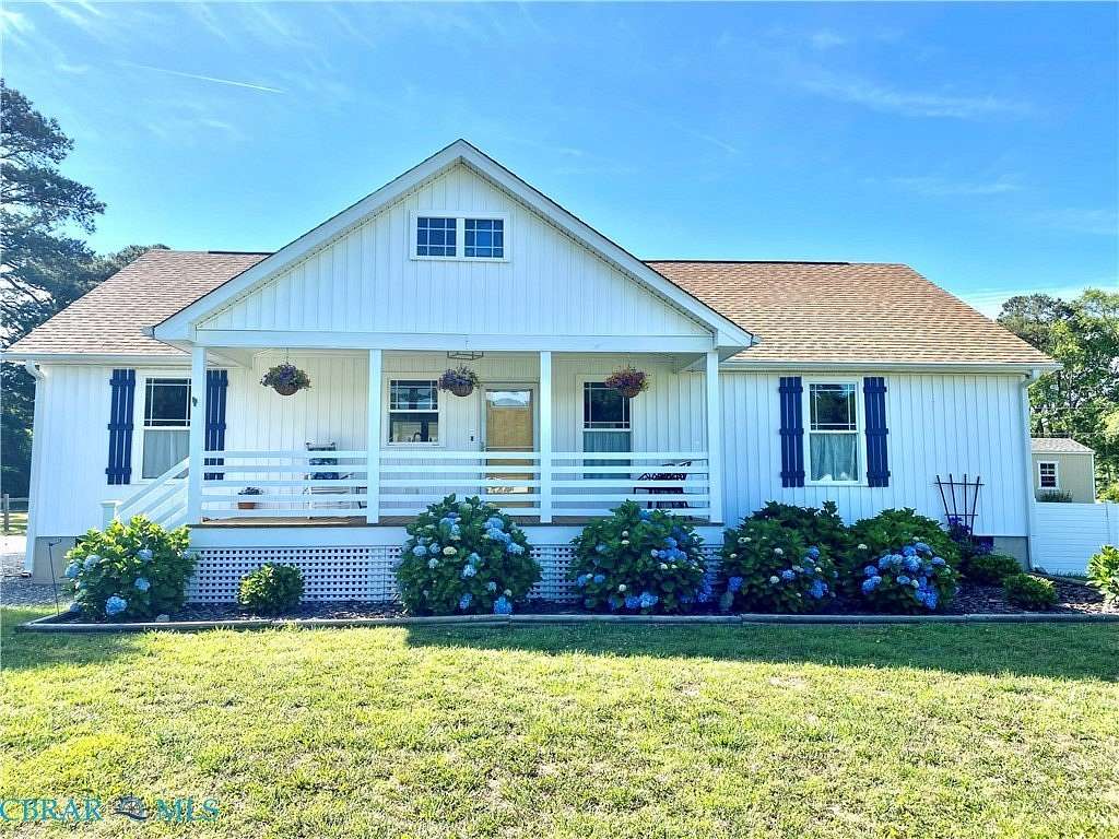1.63 Acres of Land with Home for Sale in Reedville, Virginia