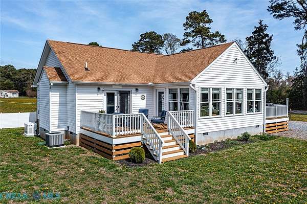 1.63 Acres of Land with Home for Sale in Reedville, Virginia