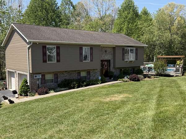 1.5 Acres of Land with Home for Sale in Corbin, Kentucky