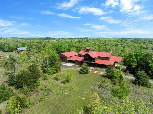 165 Acres of Land with Home for Sale in Ringold, Oklahoma