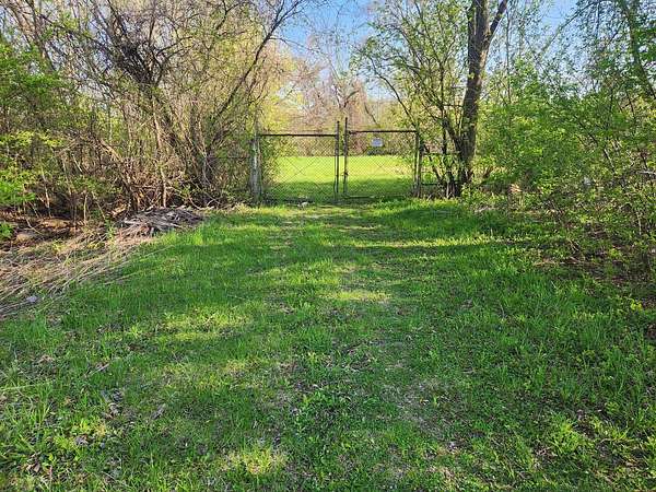 0.45 Acres of Commercial Land for Sale in McHenry, Illinois