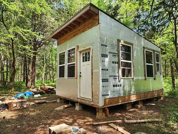 11.6 Acres of Land for Sale in Readyville, Tennessee