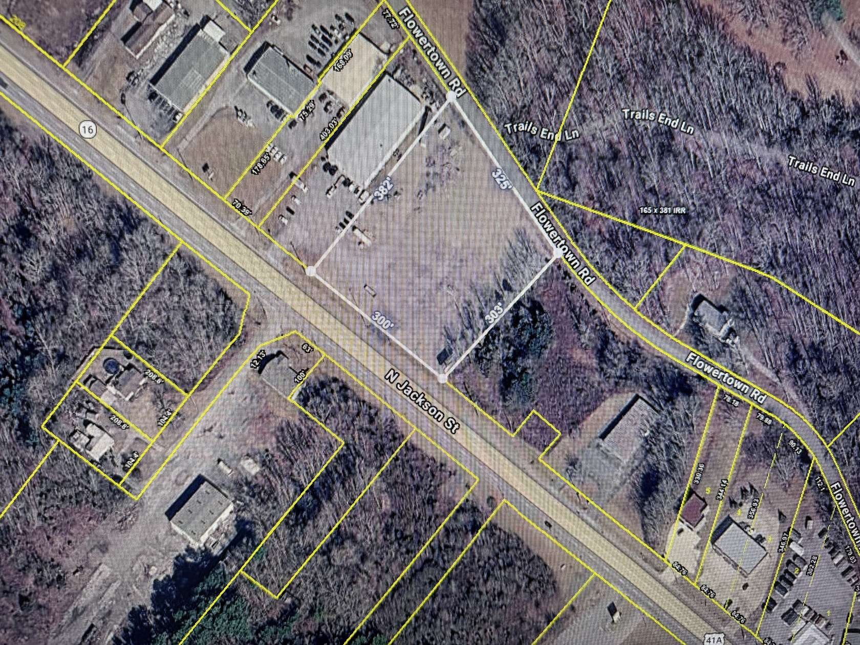 2.33 Acres of Commercial Land for Sale in Tullahoma, Tennessee