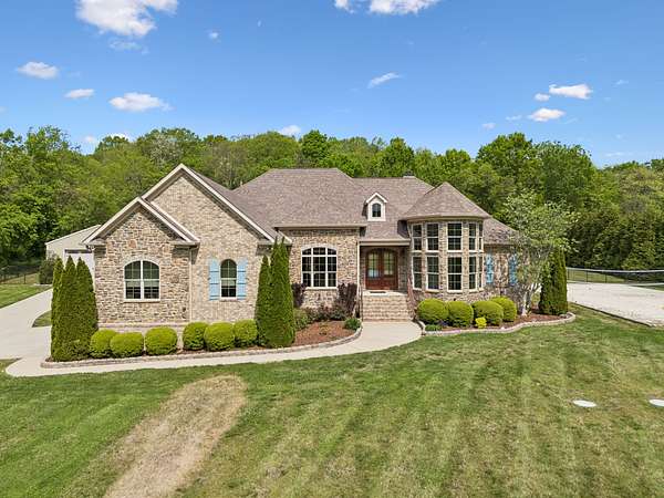 6 Acres of Land with Home for Sale in Thompson's Station, Tennessee