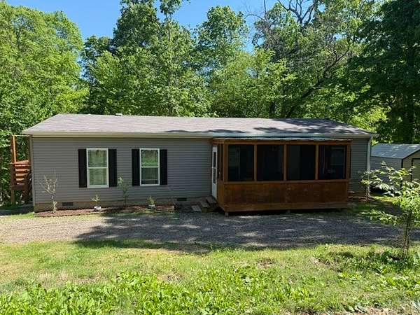 3.42 Acres of Land with Home for Sale in Ashland City, Tennessee