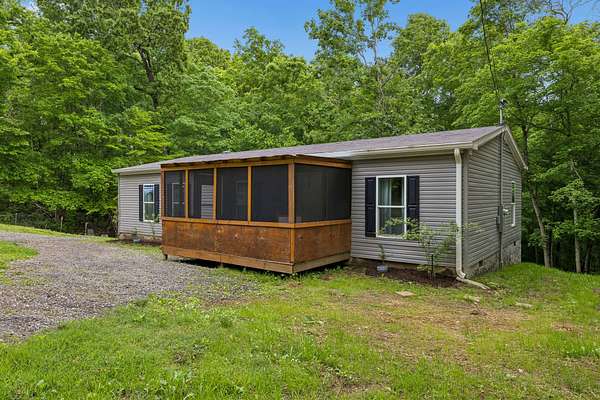 3.42 Acres of Land with Home for Sale in Ashland City, Tennessee