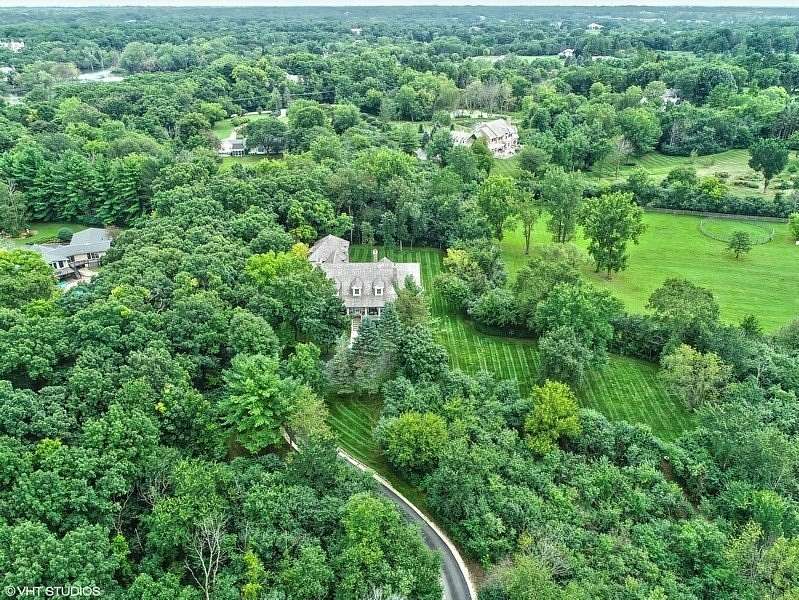 5 Acres of Land with Home for Sale in Barrington Hills, Illinois