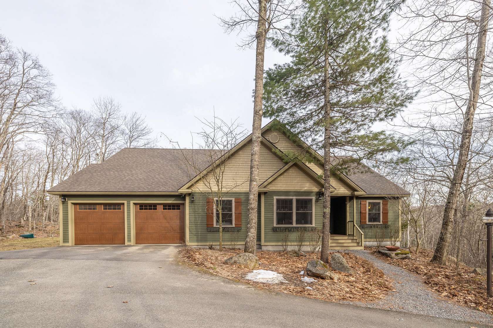 3 Acres of Land with Home for Sale in Camden, Maine