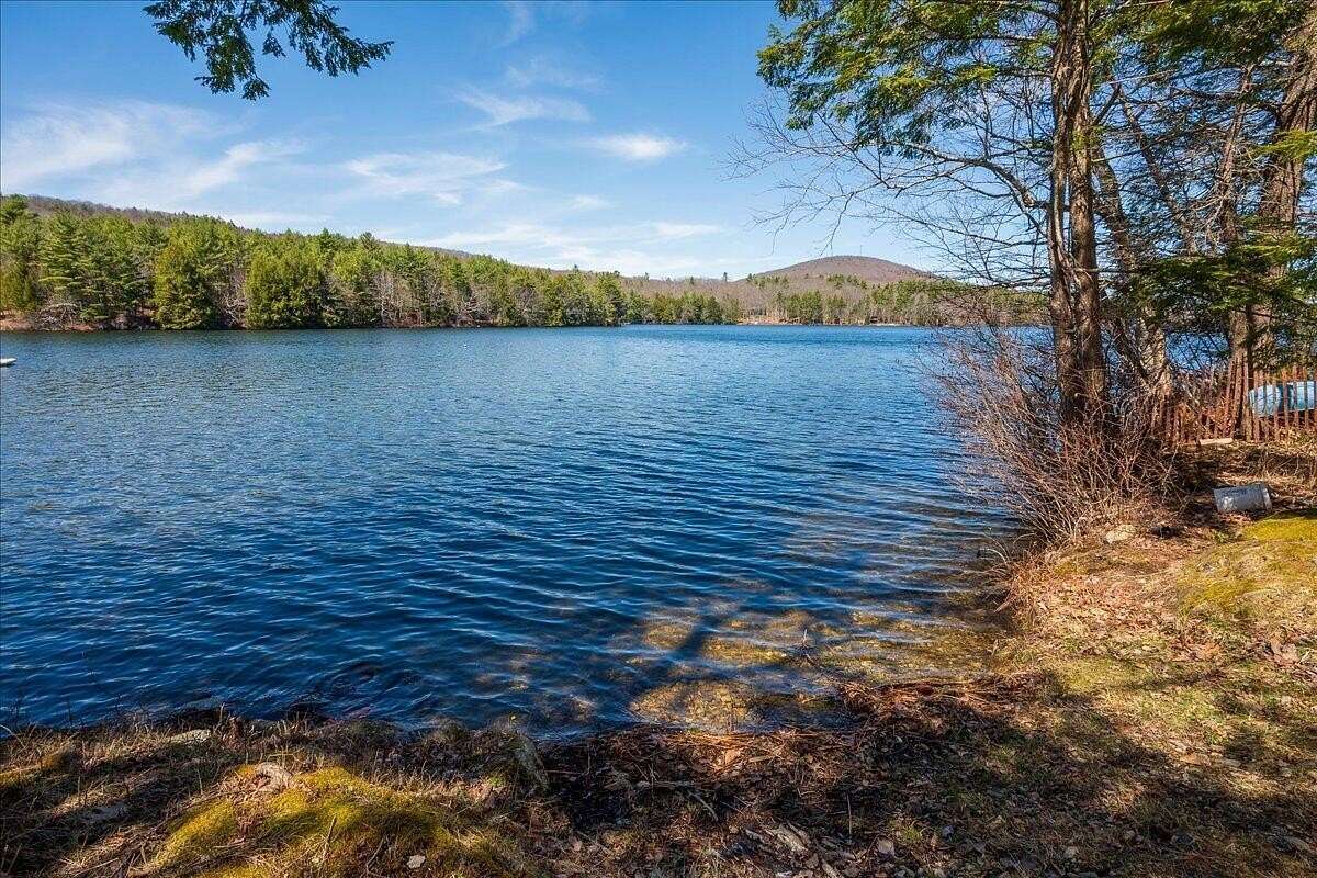 9.59 Acres of Land with Home for Sale in Hope, Maine