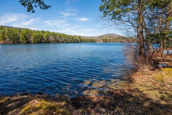 9.59 Acres of Land with Home for Sale in Hope, Maine