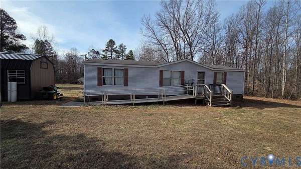 2.79 Acres of Land with Home for Sale in Louisa, Virginia