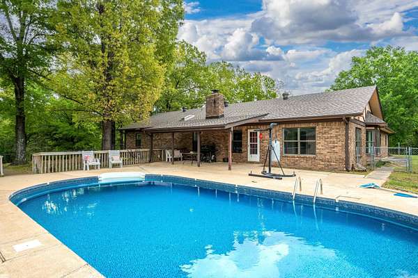 5.32 Acres of Land with Home for Sale in Pearcy, Arkansas