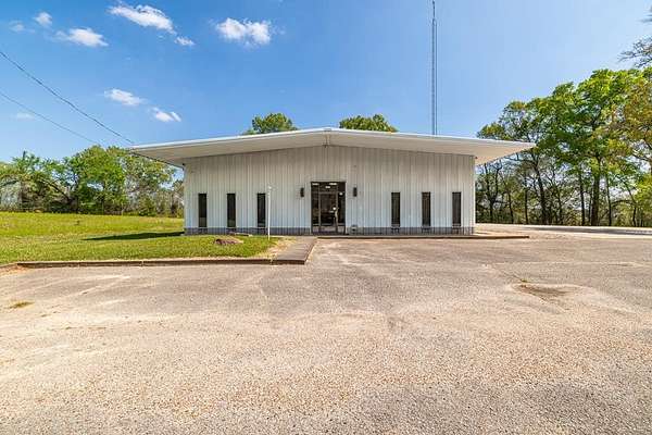 3.36 Acres of Improved Commercial Land for Lease in Nacogdoches, Texas