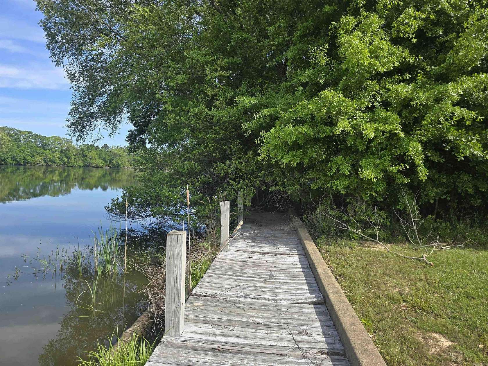 0.9 Acres of Residential Land for Sale in Hot Springs, Arkansas