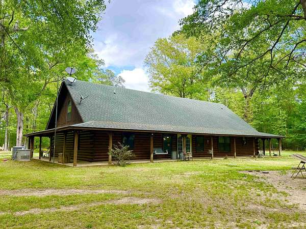 8 Acres of Land with Home for Sale in Monticello, Arkansas
