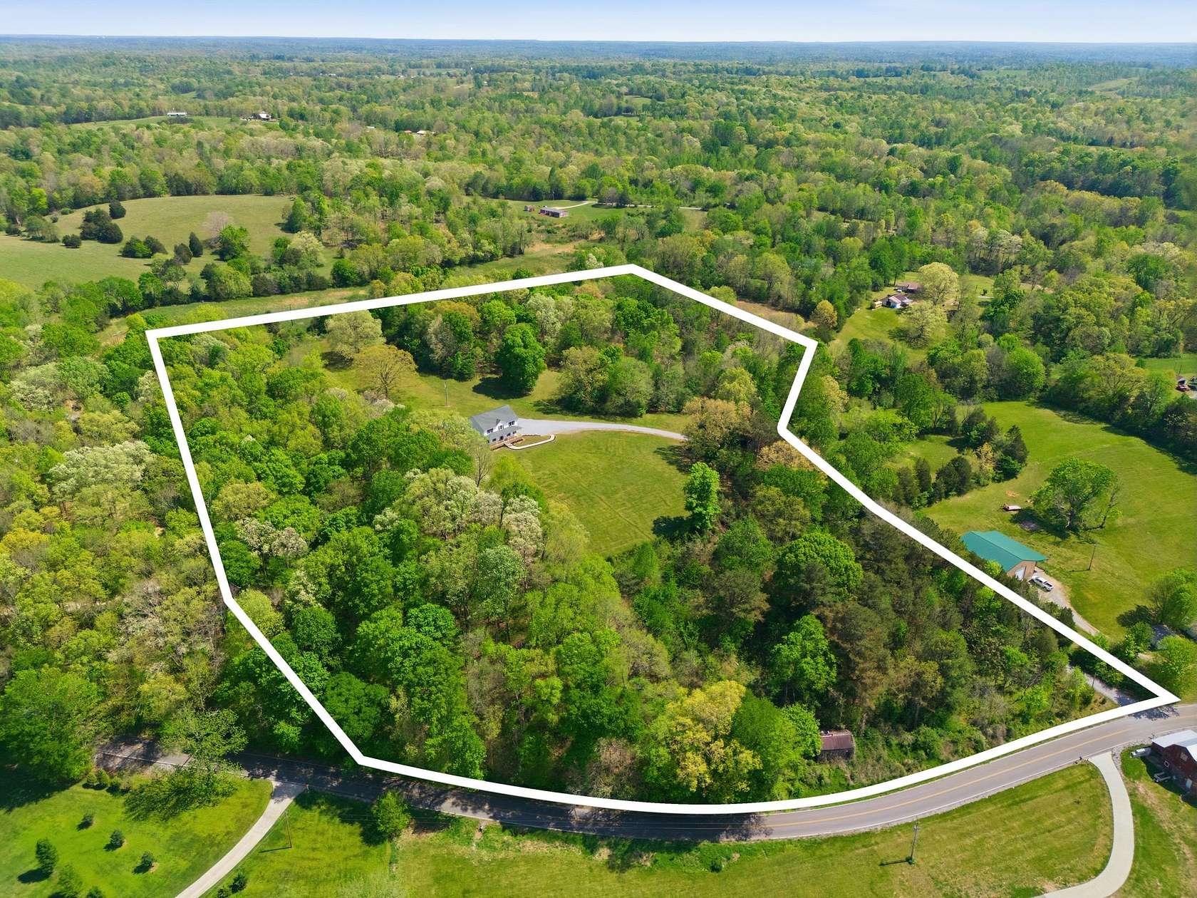 14.3 Acres of Land with Home for Sale in Dickson, Tennessee