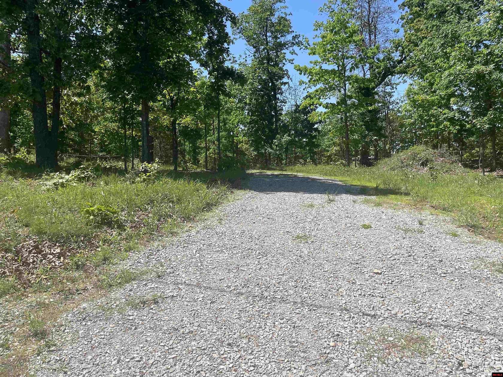 9 Acres of Residential Land for Sale in Mountain Home, Arkansas