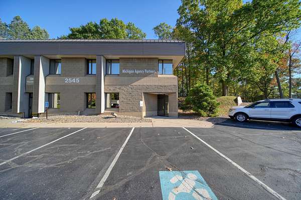 2.12 Acres of Improved Commercial Land for Lease in Jackson, Michigan