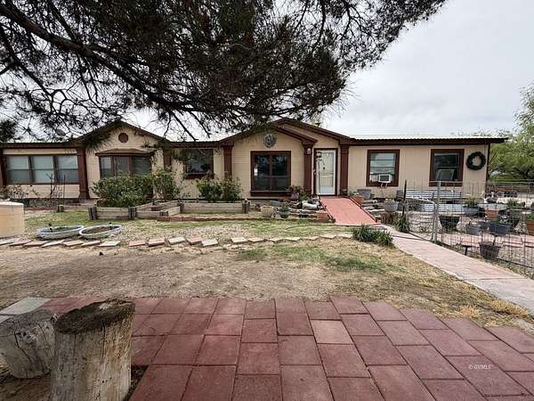 5.68 Acres of Land with Home for Sale in Duncan, Arizona