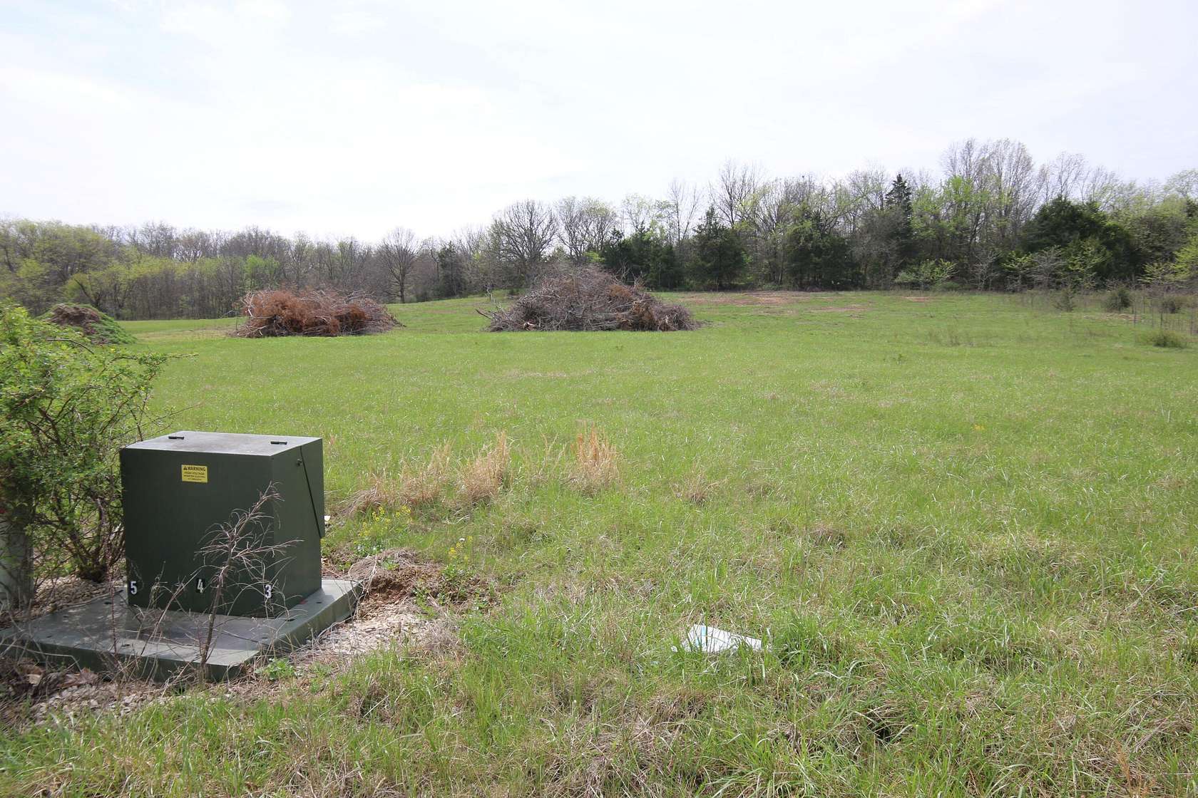 3 Acres of Residential Land for Sale in Marshfield, Missouri