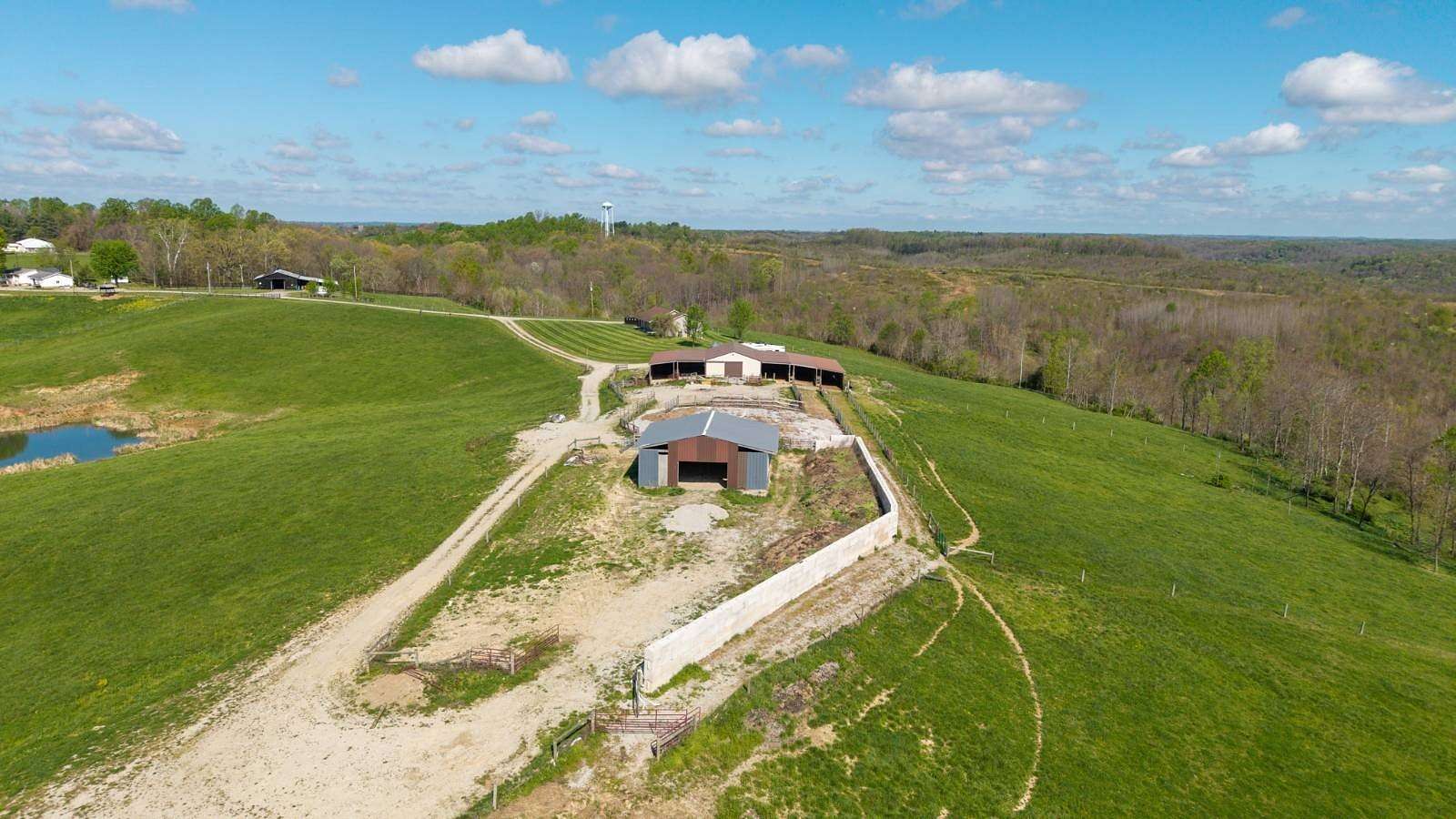 150 Acres of Land for Sale in Beverly, Ohio