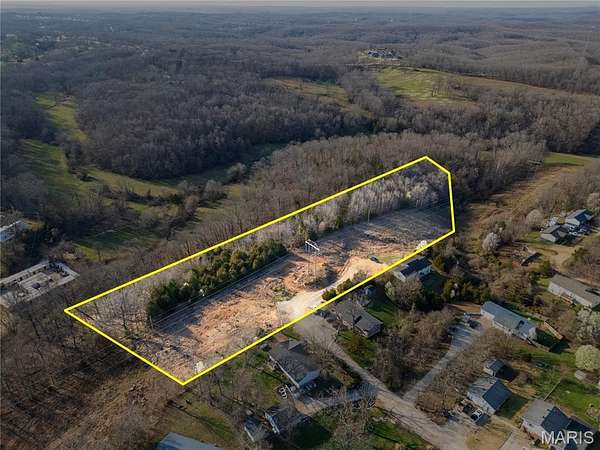 4.64 Acres of Land for Sale in St. Robert, Missouri