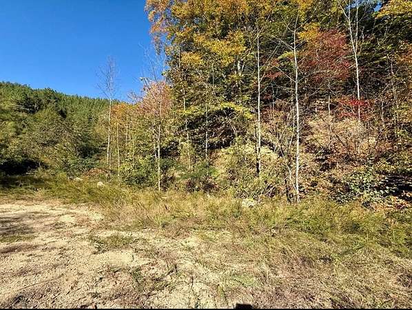 1 Acre of Residential Land for Sale in Banner, Kentucky