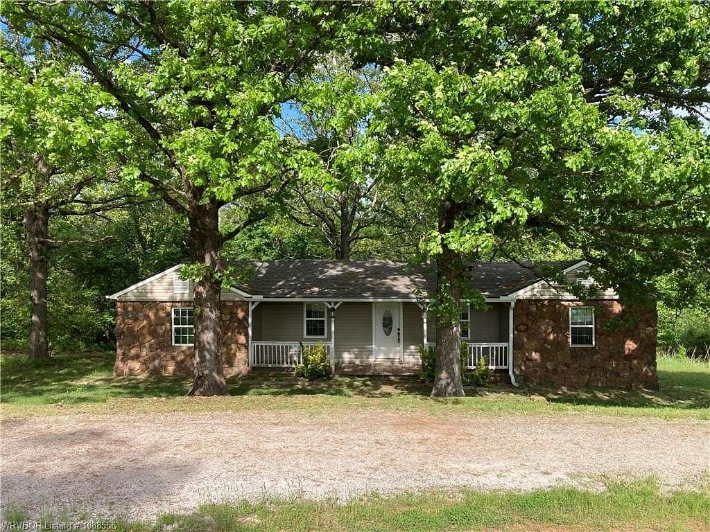 5 Acres of Land with Home for Lease in Uniontown, Arkansas