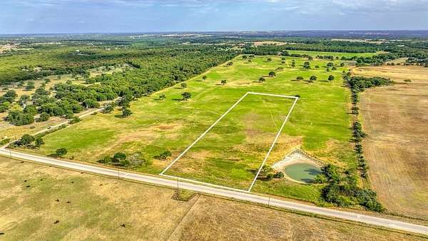 5 Acres of Land for Sale in Poolville, Texas